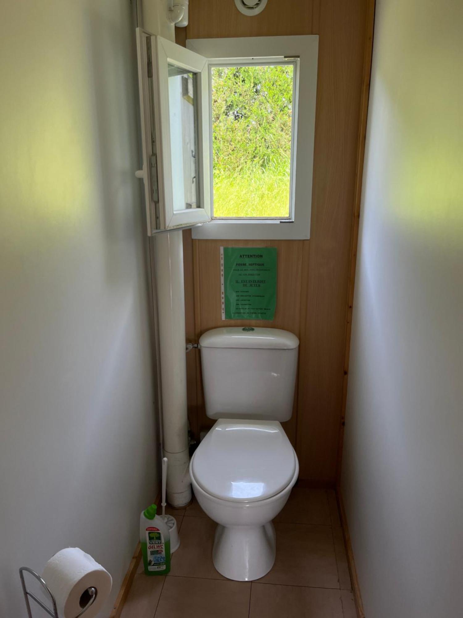 Les Chalets Du Piou Bussieres  Ngoại thất bức ảnh