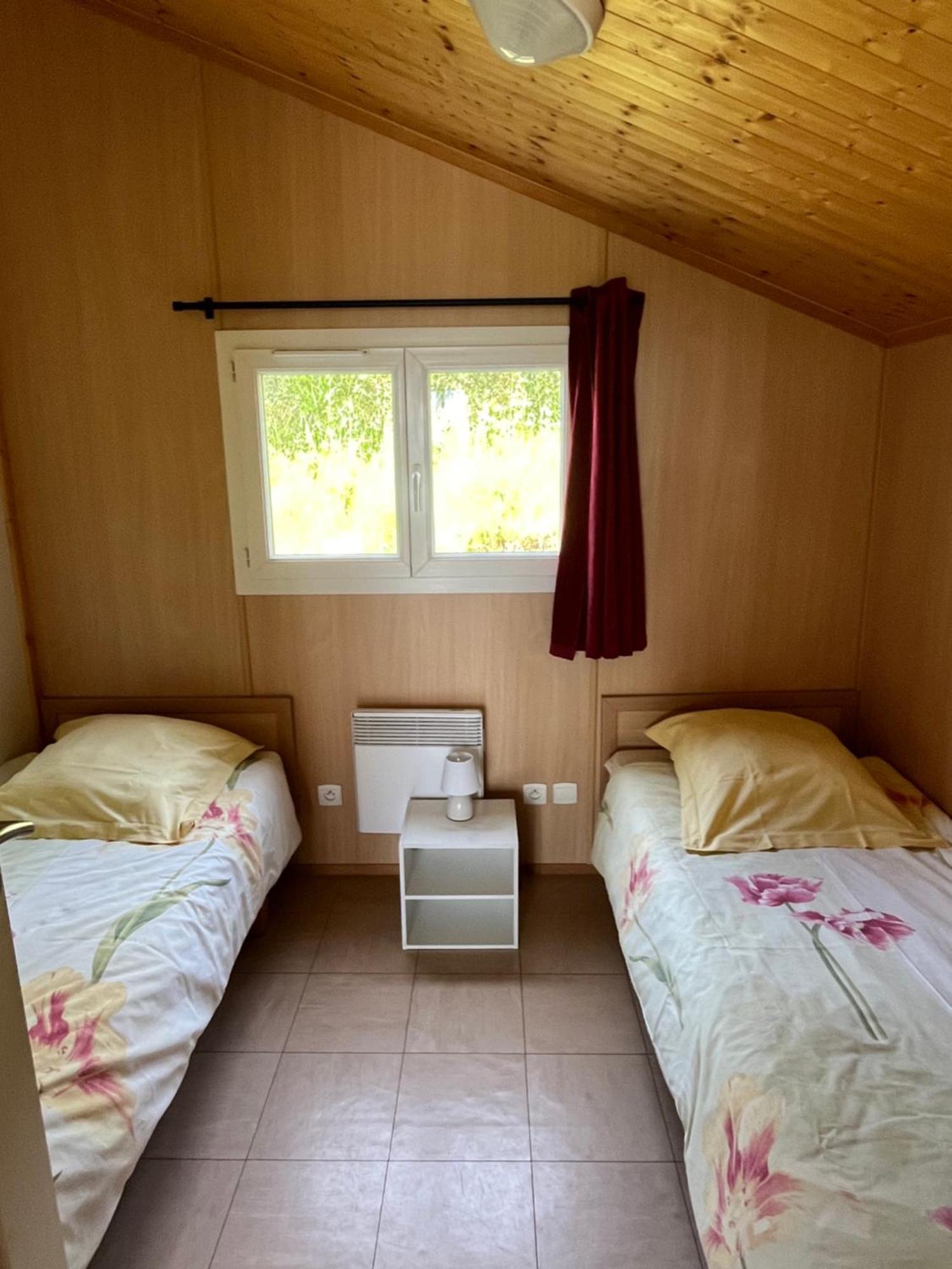 Les Chalets Du Piou Bussieres  Ngoại thất bức ảnh